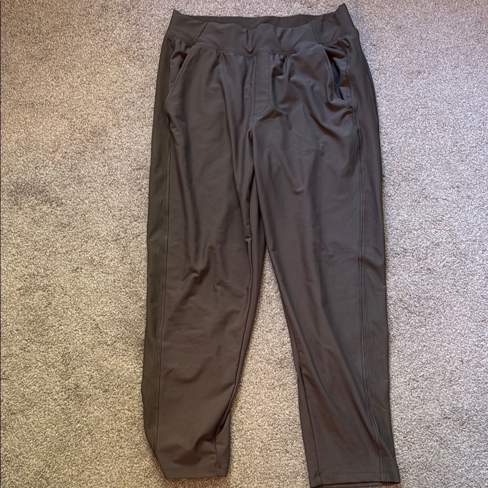 Women’s old navy active Powersoft go dry jogger Pants large